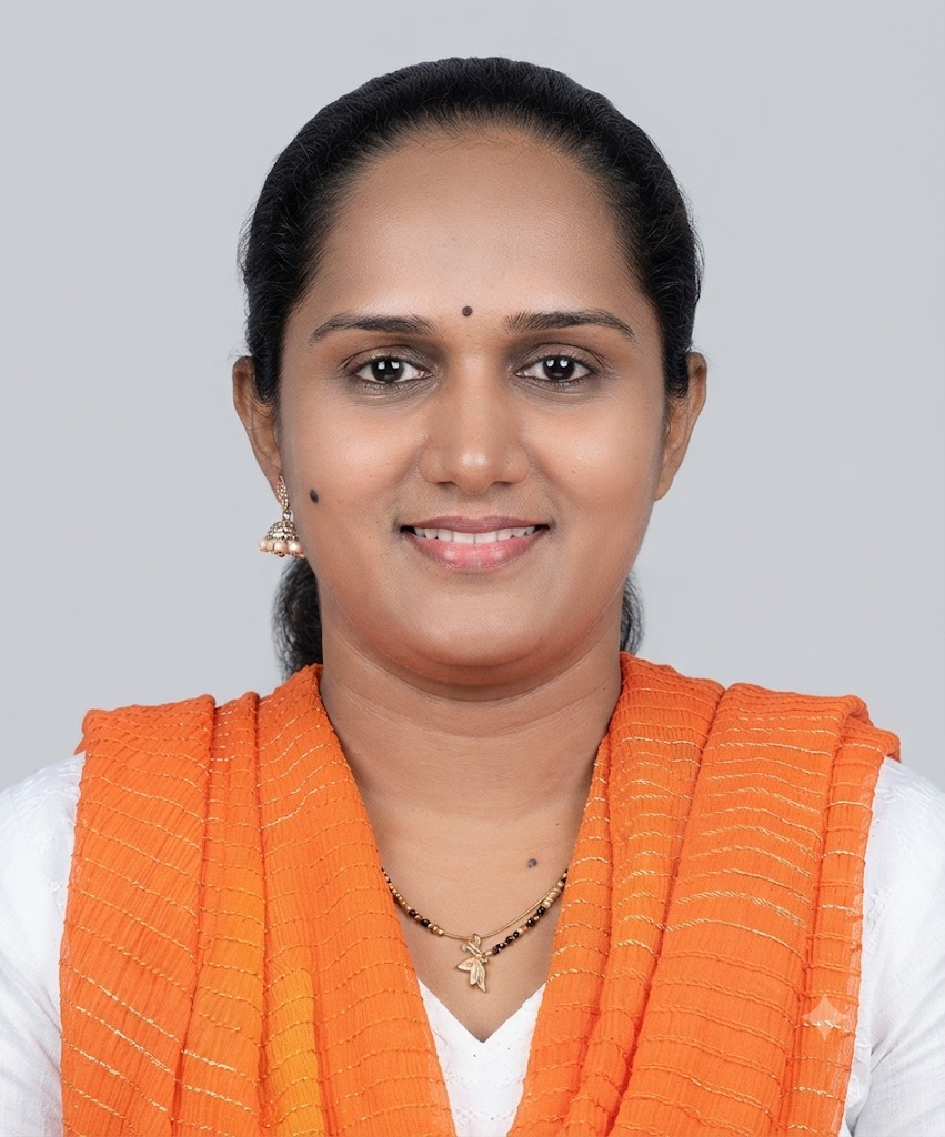 Ujwala Wavekar - Part time Cleaner and Baby Sitter in Santacruz West in Mumbai